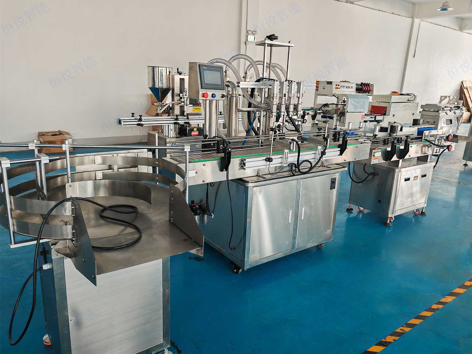 全自动酱料灌装线.jpg 全自动酱料灌装线.jpg